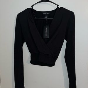 Streetwear Society Black Long-Sleeved Crop Top